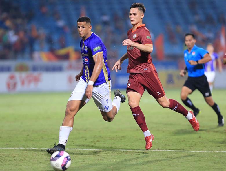 Danh sách cầu thủ bị treo giò tại vòng 17 V.League 2022 - Ảnh 2
