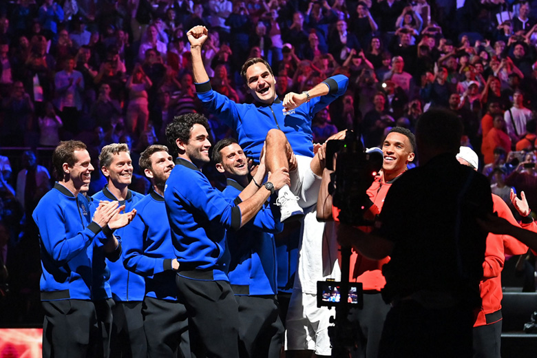 Federer khóc nức nở trong ngày giải nghệ - Ảnh 5