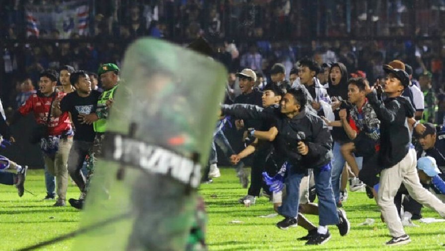 UEFA tưởng nhớ các nạn nhân ở thảm họa Indonesia khiến 125 người chết