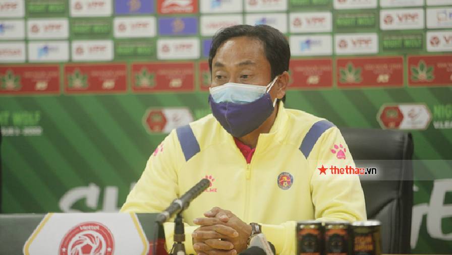 quả penalty việt nam malaysia HLV Sài Gòn FC tiếc vì trọng tài không phạt thẻ đỏ cầu thủ Viettel