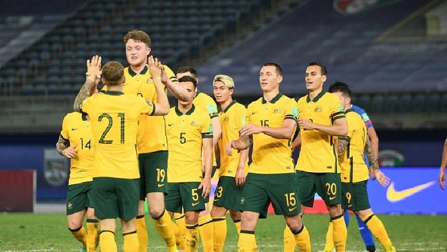 đội hình việt nam vs australia So sánh chiều cao đội tuyển Việt Nam vs Australia: Việt Anh cũng chỉ là 'gã tí hon'