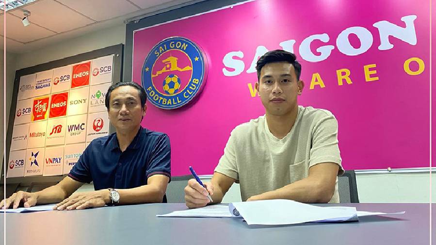 cầu thủ việt phong Sài Gòn FC chính thức ký hợp đồng với Nguyễn Việt Phong