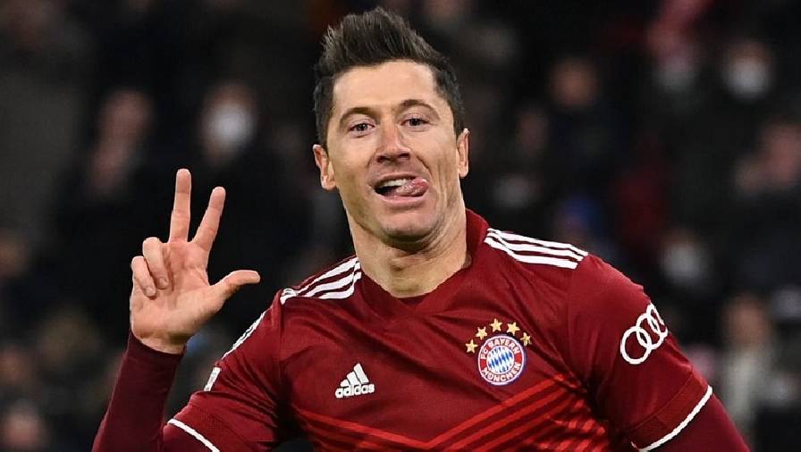 gối cao su non liên á Lewandowski lập hat-trick, Bayern Munich vào tứ kết Cúp C1 châu Âu bằng chiến thắng 7-1