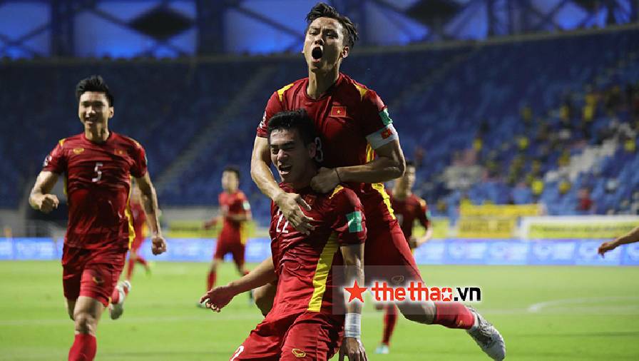 kết quả bóng đá việt nam và malaysia Kết quả Việt Nam vs Malaysia 2-1: Vỡ òa cảm xúc
