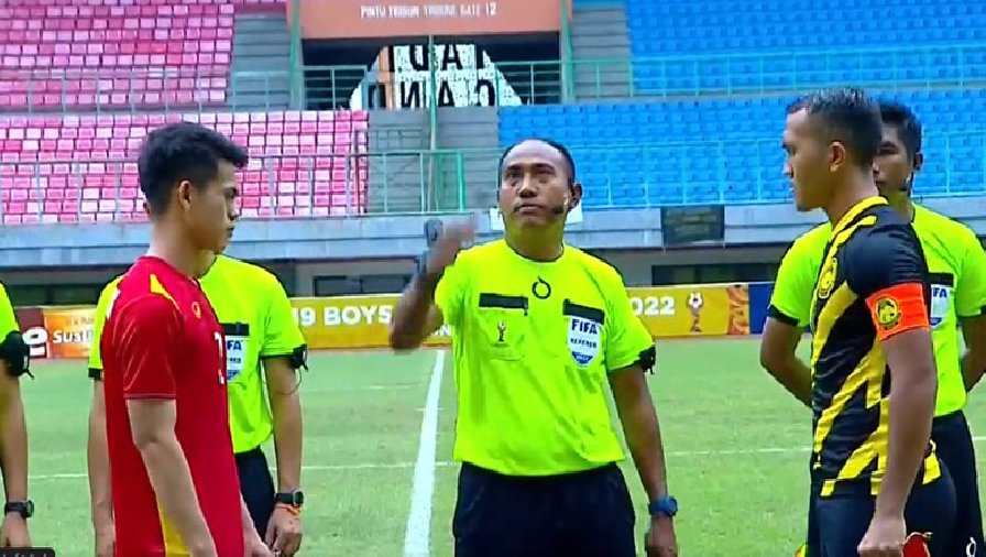 trọng tài bắt trận việt nam vs malaysia 2021 Trọng tài bắt chính trận U19 Việt Nam vs U19 Malaysia là ai?
