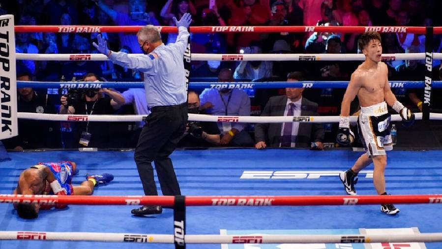 Naoya Inoue đánh bại Michael Dasmarinas ở hiệp ba để giữ ...