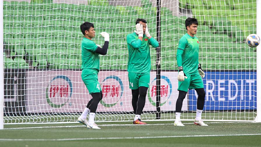 ĐT Việt Nam đăng ký 2 thủ môn trận gặp Australia